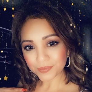 Meet your Posher, Erika